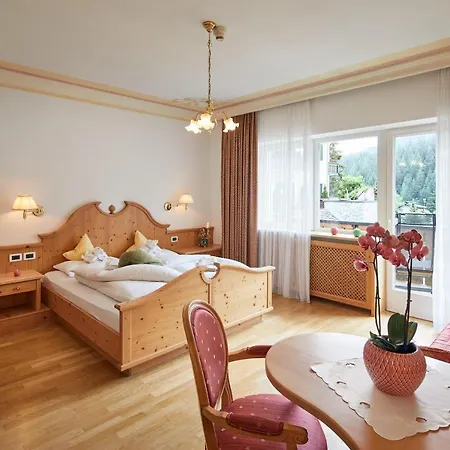 Hotel Dolomites Wellness Hotel Savoy